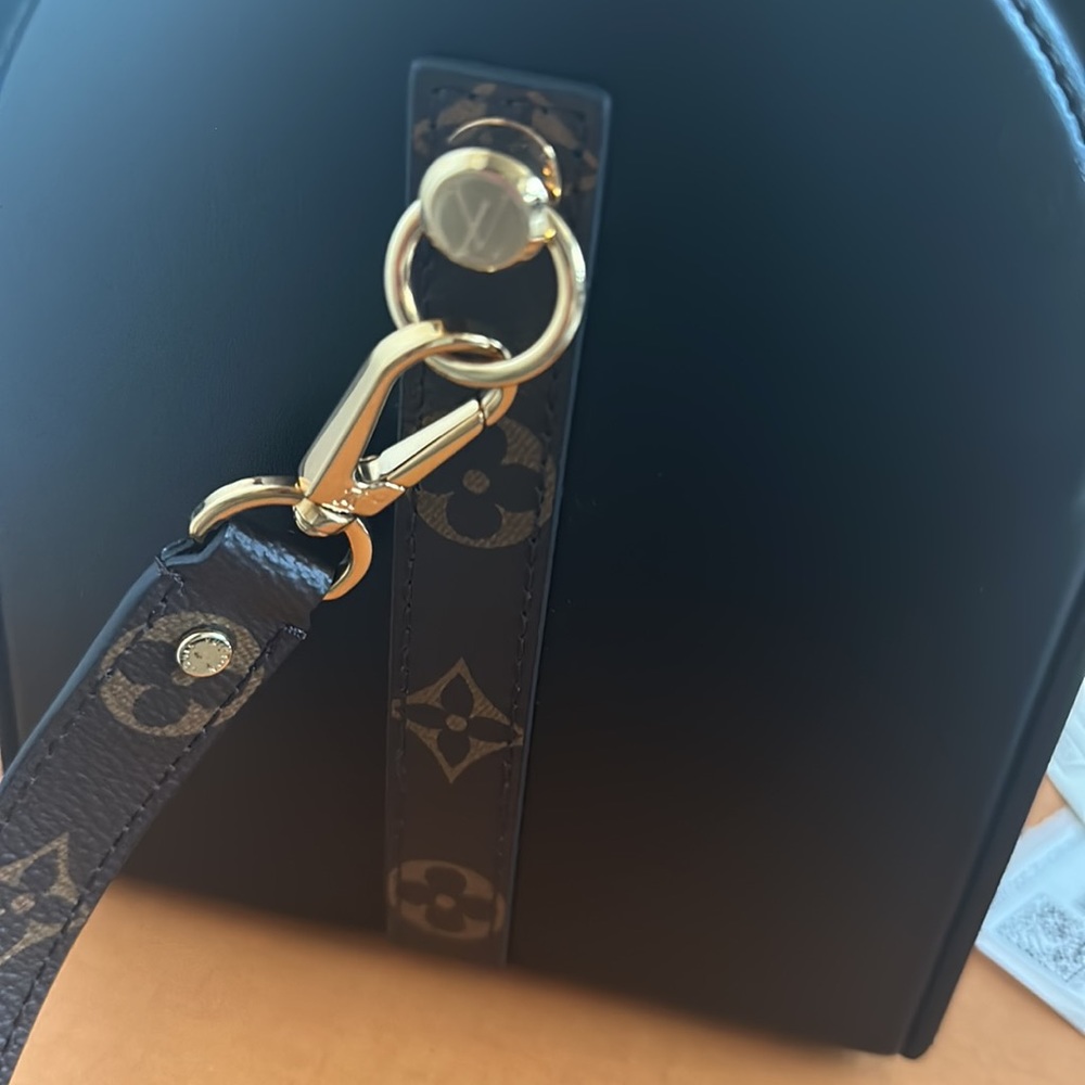 Brand new Louis Vuitton Speedy Doctor 25 - Picture 16 of 16